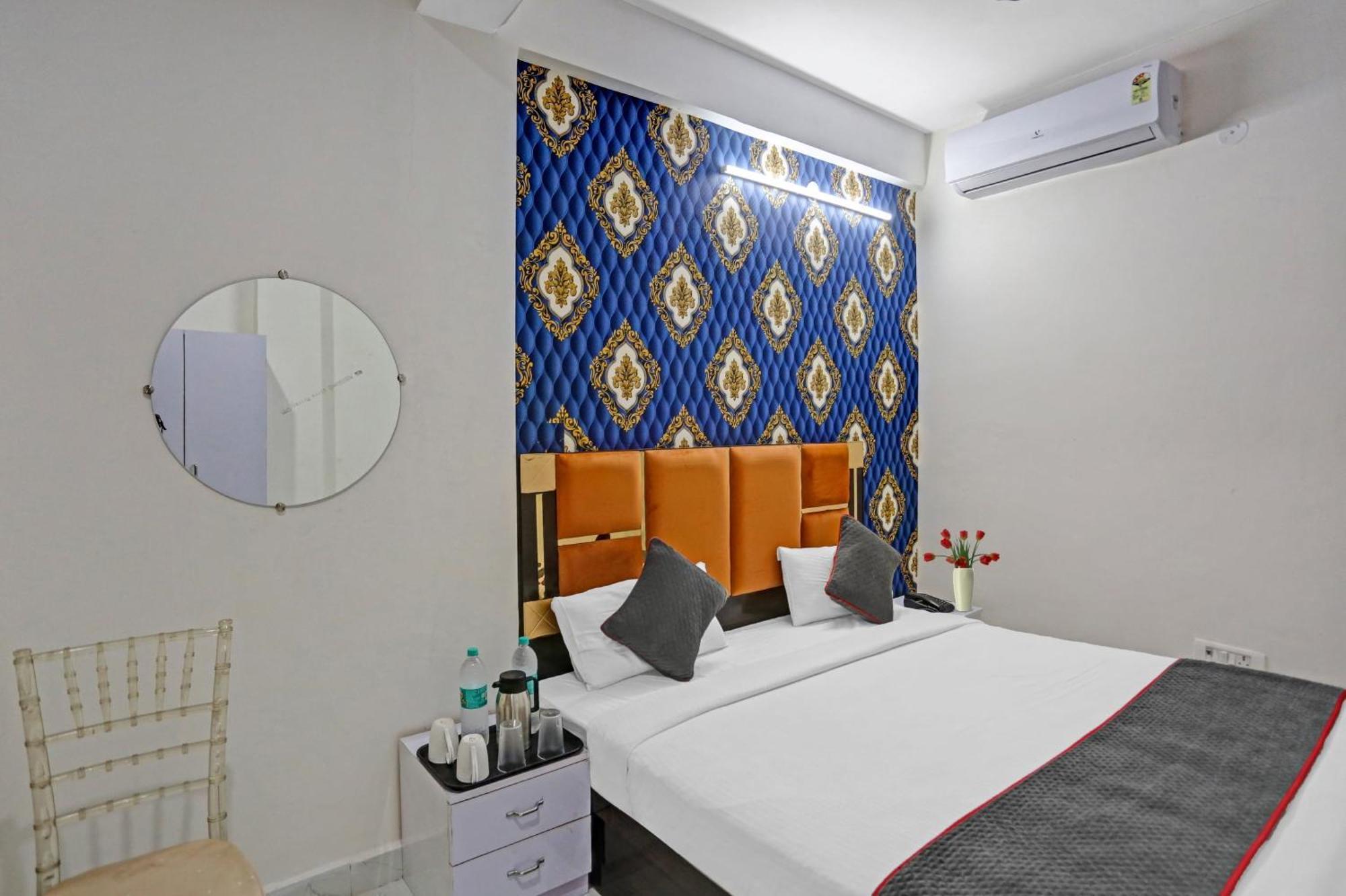 Hotel O Heritage Inn Нойда Екстер'єр фото